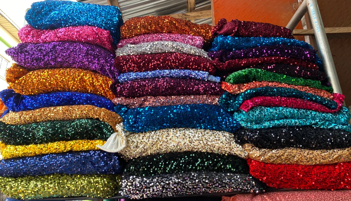 Glitter Prom Dresses Velvet Sequins Mermaid Girl Formal Graduation Evening Party Gowns Halter Neck Backless Birthday