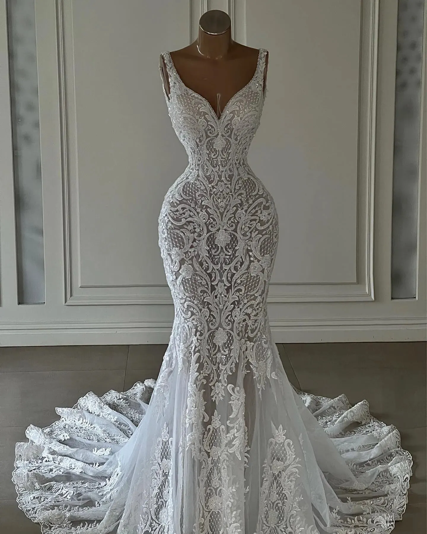 Elegant Full Lace Mermaid Wedding Dresses V Neck Lace Appliqued Boho Country Bridal Party Gowns