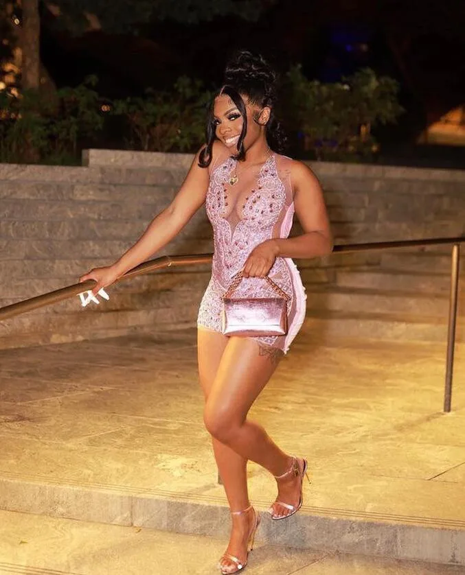 Pink Sparkly Short Prom Homecoming Dresses for Black Girl Luxury Diamond Crystal Birthday Gala Gown
