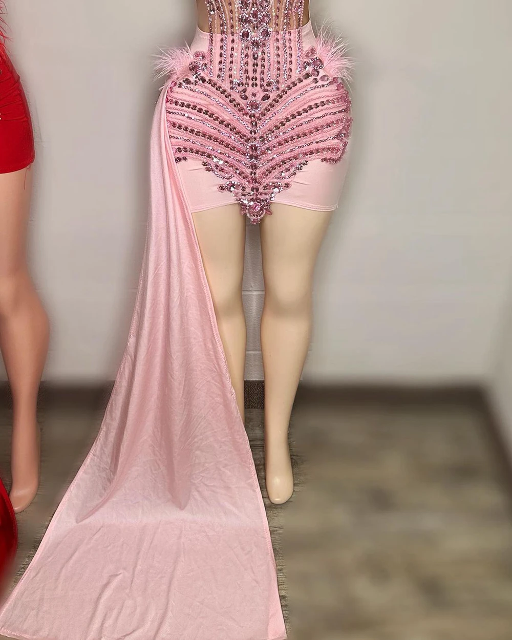 Cute Pink Luxury Diamond Birthday Formal Dress For Women Sheer Mesh Feather Black Girls Short Prom Dresses