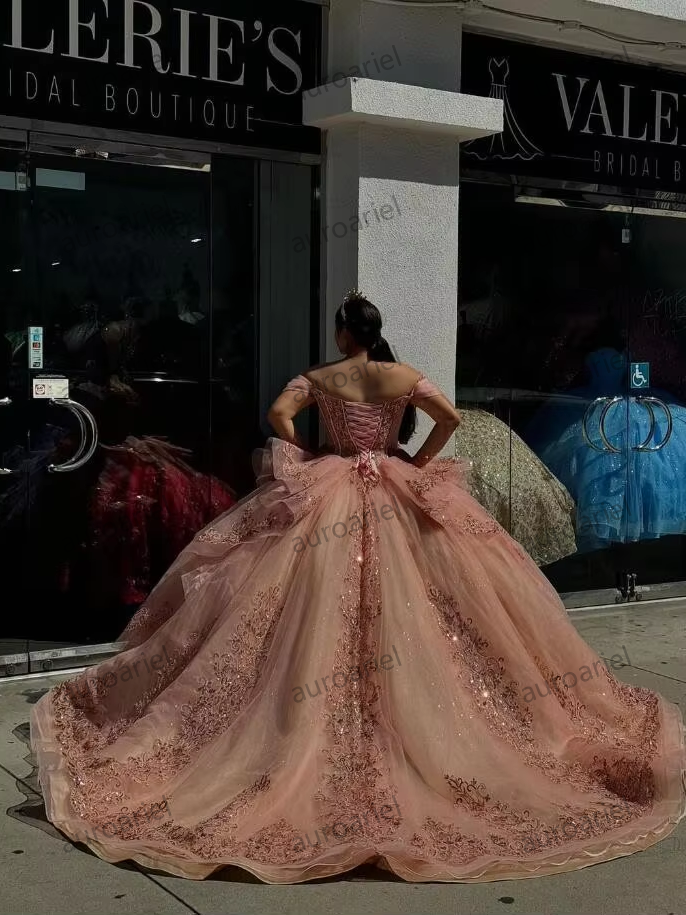 Blush Pink Sparkly Princess Quinceanera Dresses Off Shoulder Gillter Applique Ruffles Lace-up Corset Prom