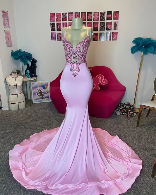 Elegant Pink Birthday Dresses Luxury Beading Customized Prom Dresses Halter Neck Vestidos De Gala
