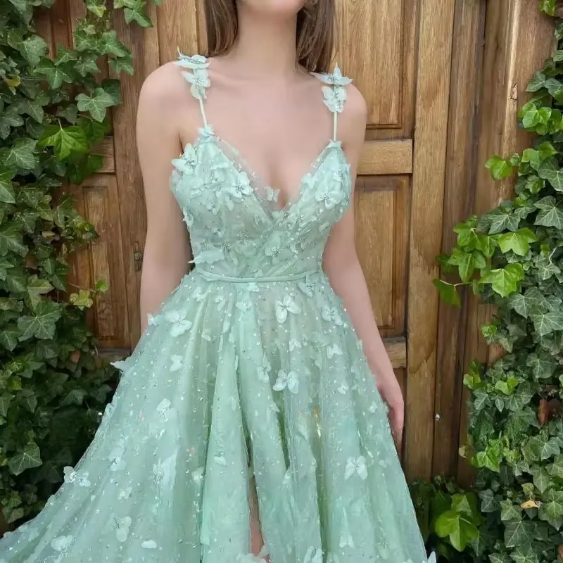 Customized Mint Green 3D Butterfly Beadings Tulle Prom Dresses V-Neck Spaghetti Straps High Side Split A-Line Evening Gowns