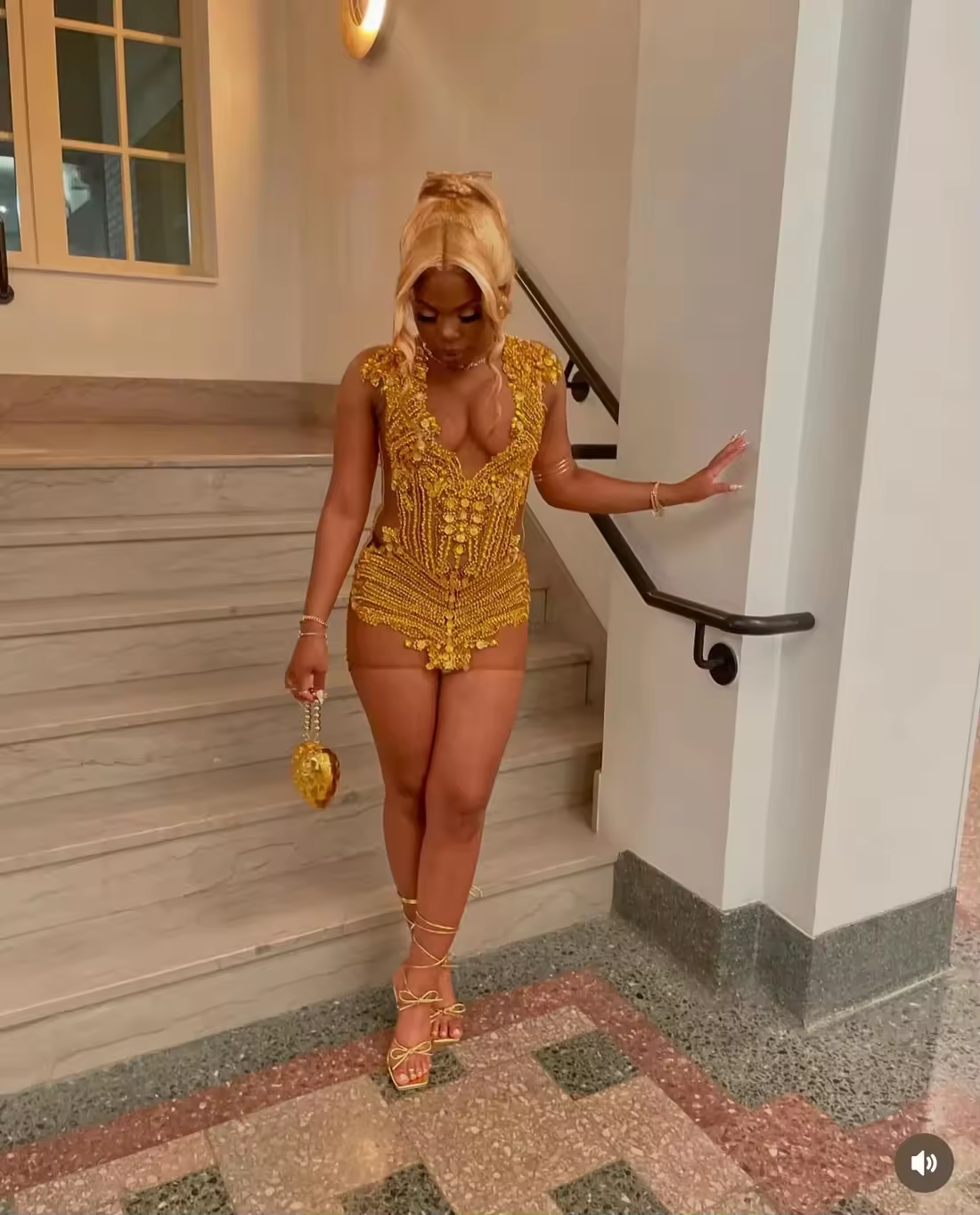 Gold Short Prom Dresses Flor Black Girls Sheer Crystals Birthday Party Dresses African Cocktail Dresses Homecoming Customized