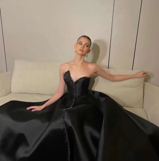 Black Satin Long Prom Dresses High Split Evening Gowns Corset Back Special Occasion Party Women Gowns Customized