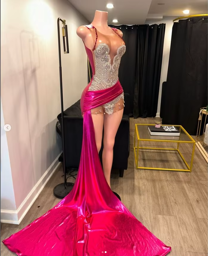 Customized Rose red short prom homecoming dresses sheer mesh crystal beaded diamond mini evening cocktail birthday gala gown