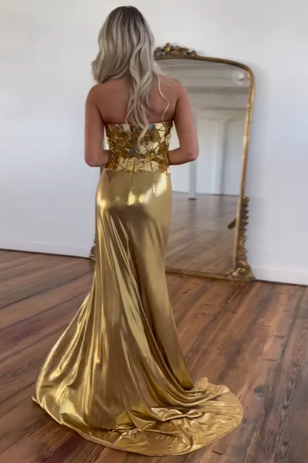 Charming Mermaid Scoop Neck Gold Beaded Long Prom Dresses with Slit