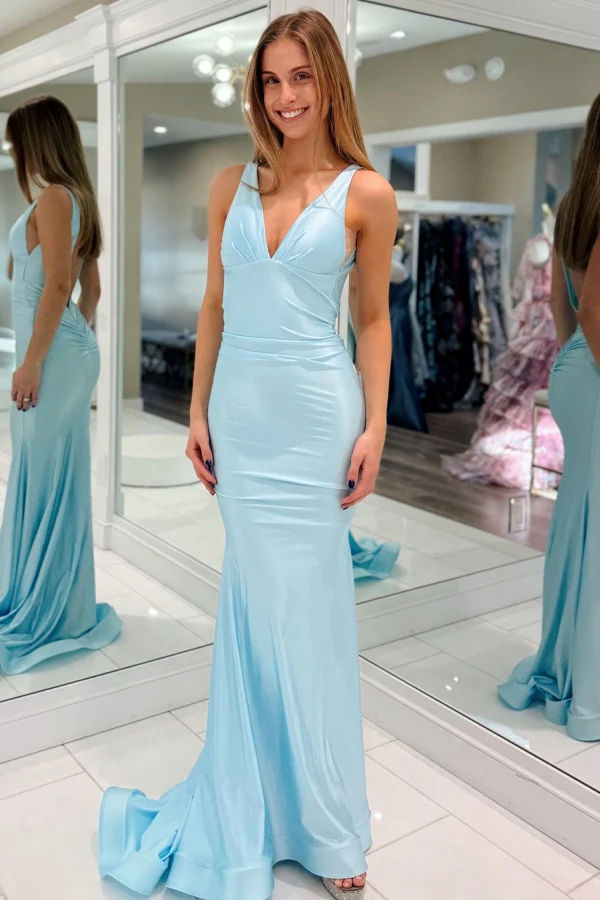 Chic Mermaid Low V Neck Halter Sleeveless Pleated V Back Prom Party Dress Evening Formal Gown Bridesmaid Dress