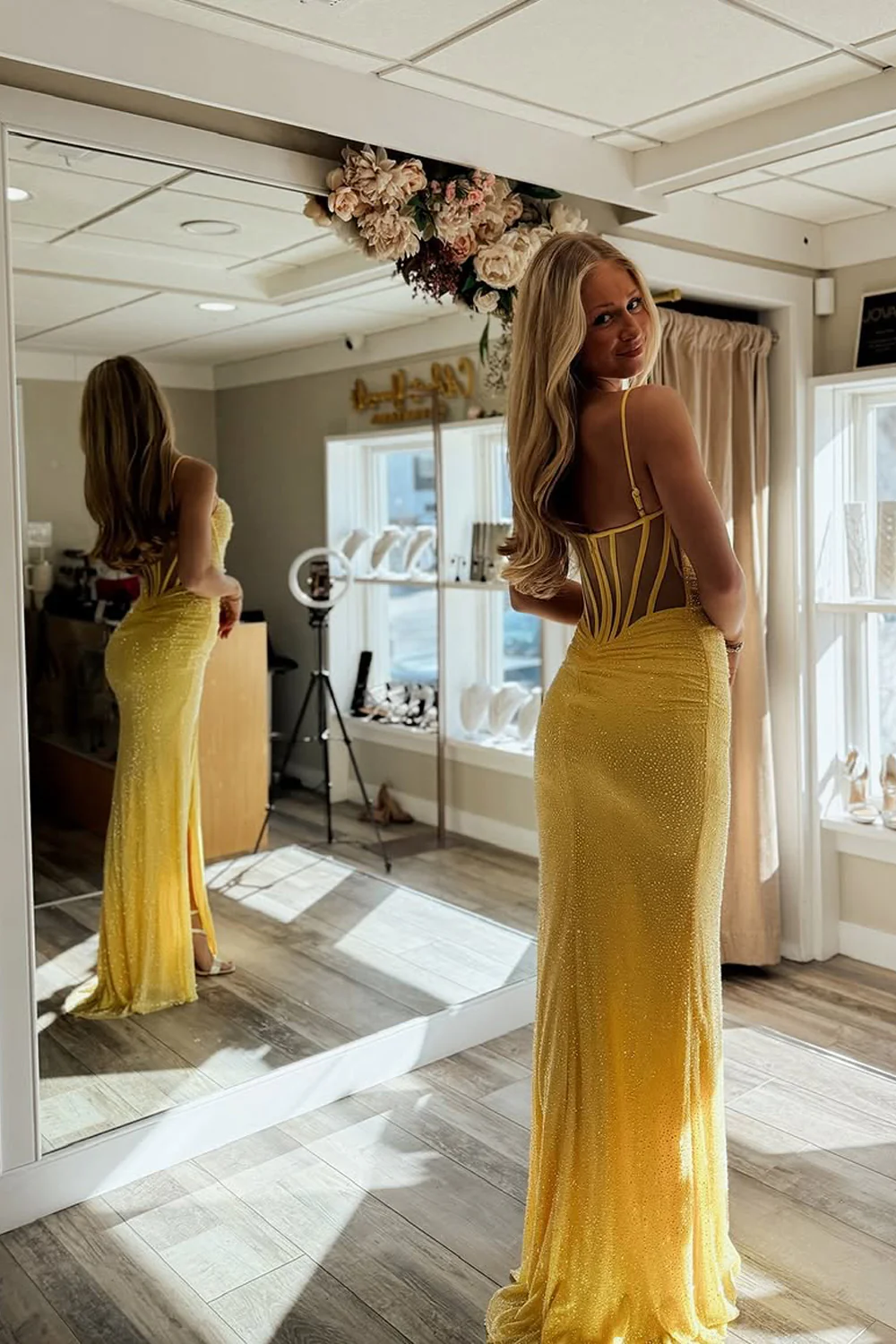Mermaid Sweetheart Yellow Sequins Long Prom Dresses with Slit