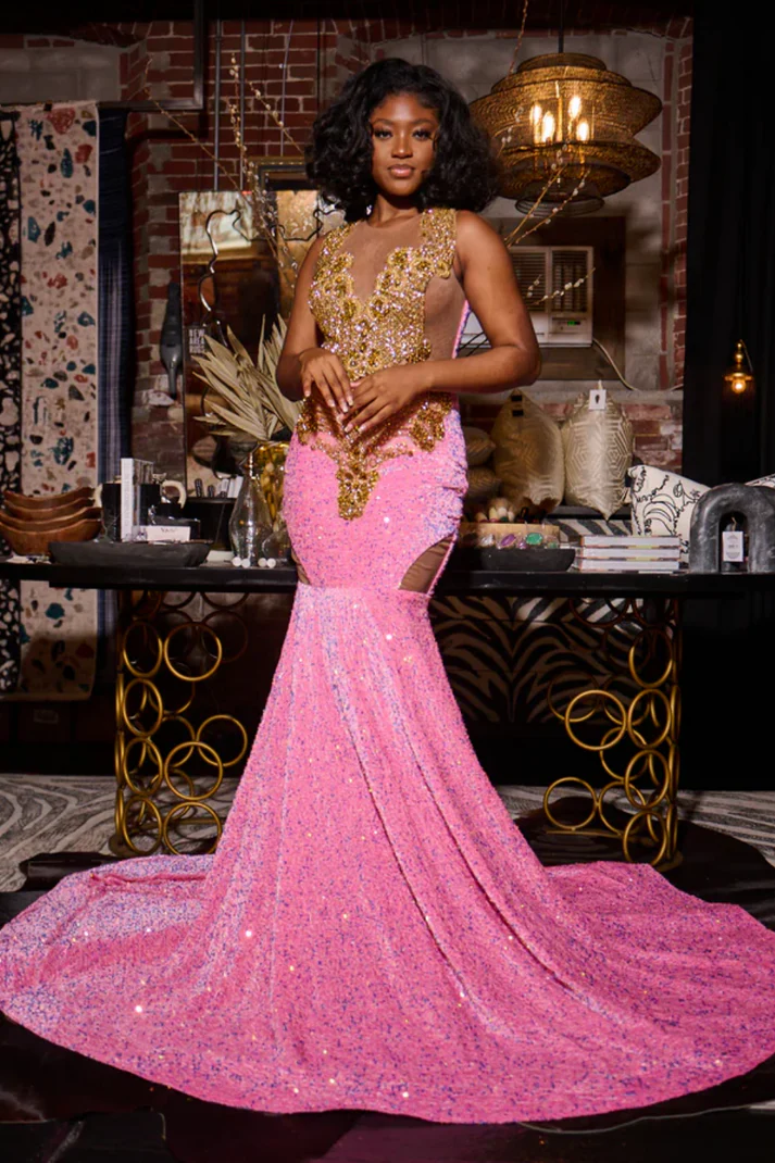 Mermaid V Neck Straps Sleeveless Gold Beaded Pink Velvet Sequins Prom Dress