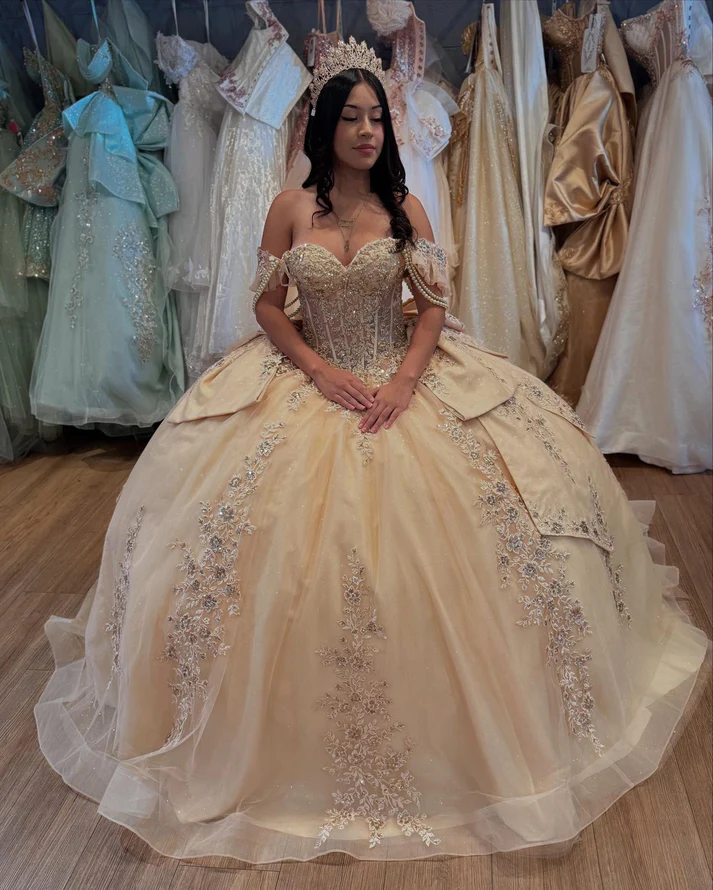 Off Shoulder Sleeveless Beaded Sequins Appliques Bow Knot Champagne Sweet 15 Quinceañera Dress