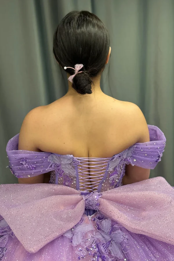 Off Shoulder Sleeveless Lilac Quinceañera Dress with Beaded Sequins Appliques Bow Knot