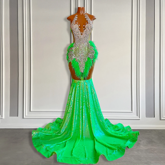 Glitter Green Mermaid Prom Dress Black Girls Luxury Crystal Beaded Long Prom Gowns Sexy Halter Feather Prom Dresses