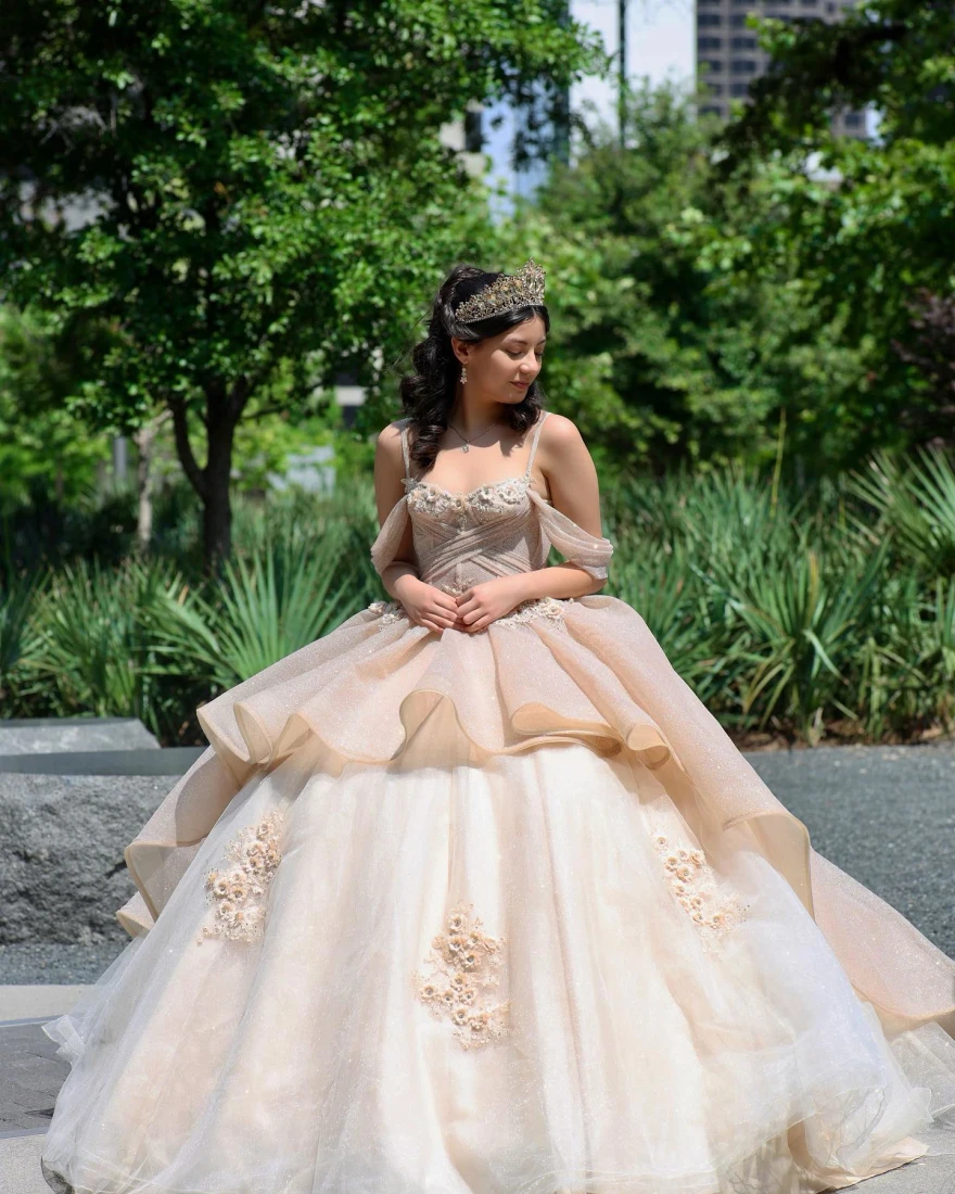 Sparkly Champagne Quinceanera Dress Ball Gown Spaghetti Appliques Beaded Mexican 16 Birthday Princess Gown