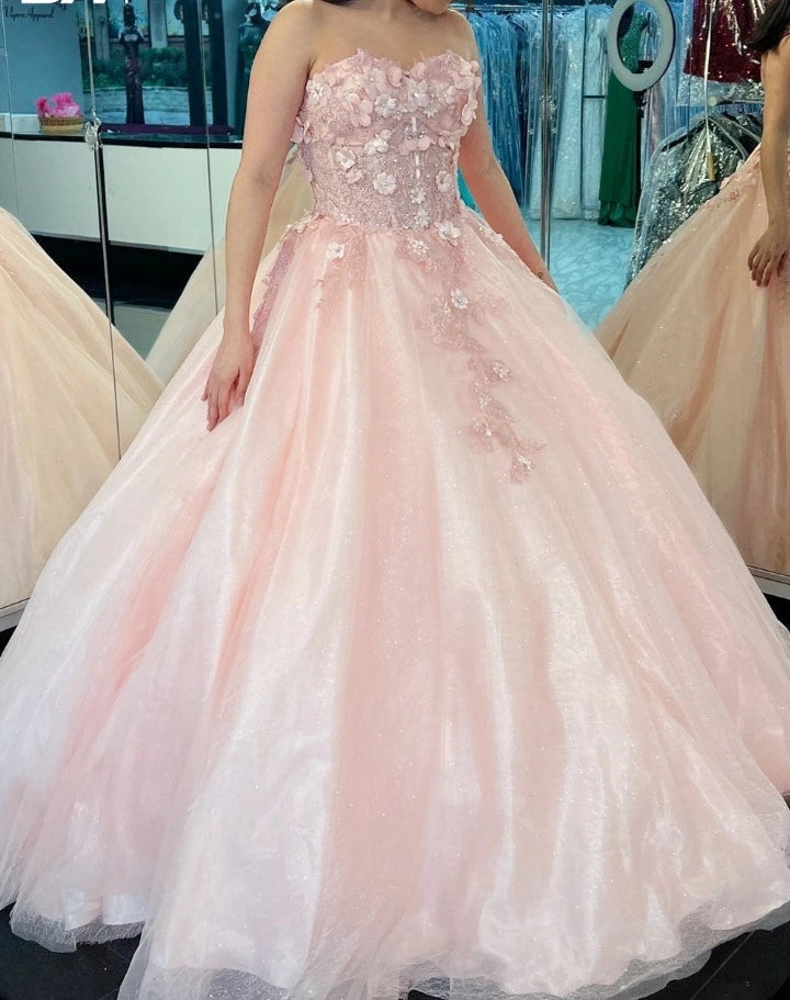 Pink 3D Floral Lace Strapless Ball Gown Strapless Appliqued Quinceanera Dress