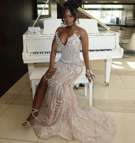 Customized Luxury White Cocktail Dresses African Girls Appliqued Rhinestone Beaded Prom Dresses High Slit Sheath Tassel Gowns