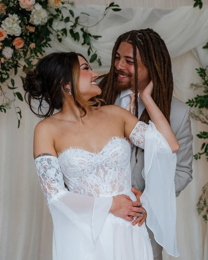 A Line Sweetheart Chiffon Lace Boho Wedding Dresses with Detachable Sleeves