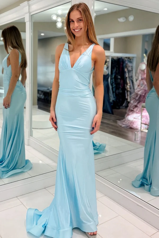 Chic Mermaid Low V Neck Halter Sleeveless Pleated V Back Prom Party Dress Evening Formal Gown Bridesmaid Dress