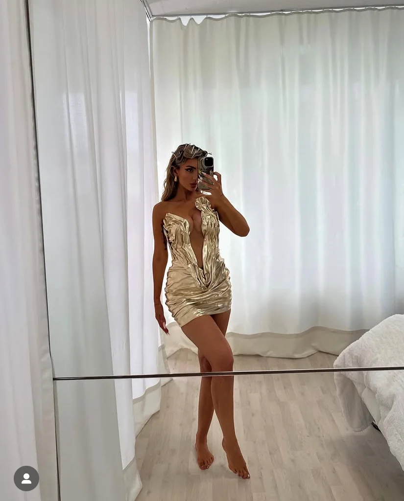 Gold Metallic Prom Dress Pleated Off Shoulder Sleeveless Deep V Neck Above Knee Length Sheath Mini Short Party Dresses